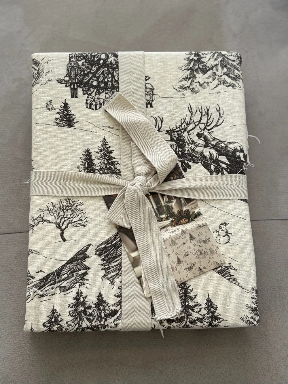 Envogue Cream and Black Holiday Forest Cotton Tablecloth 60”X120”
